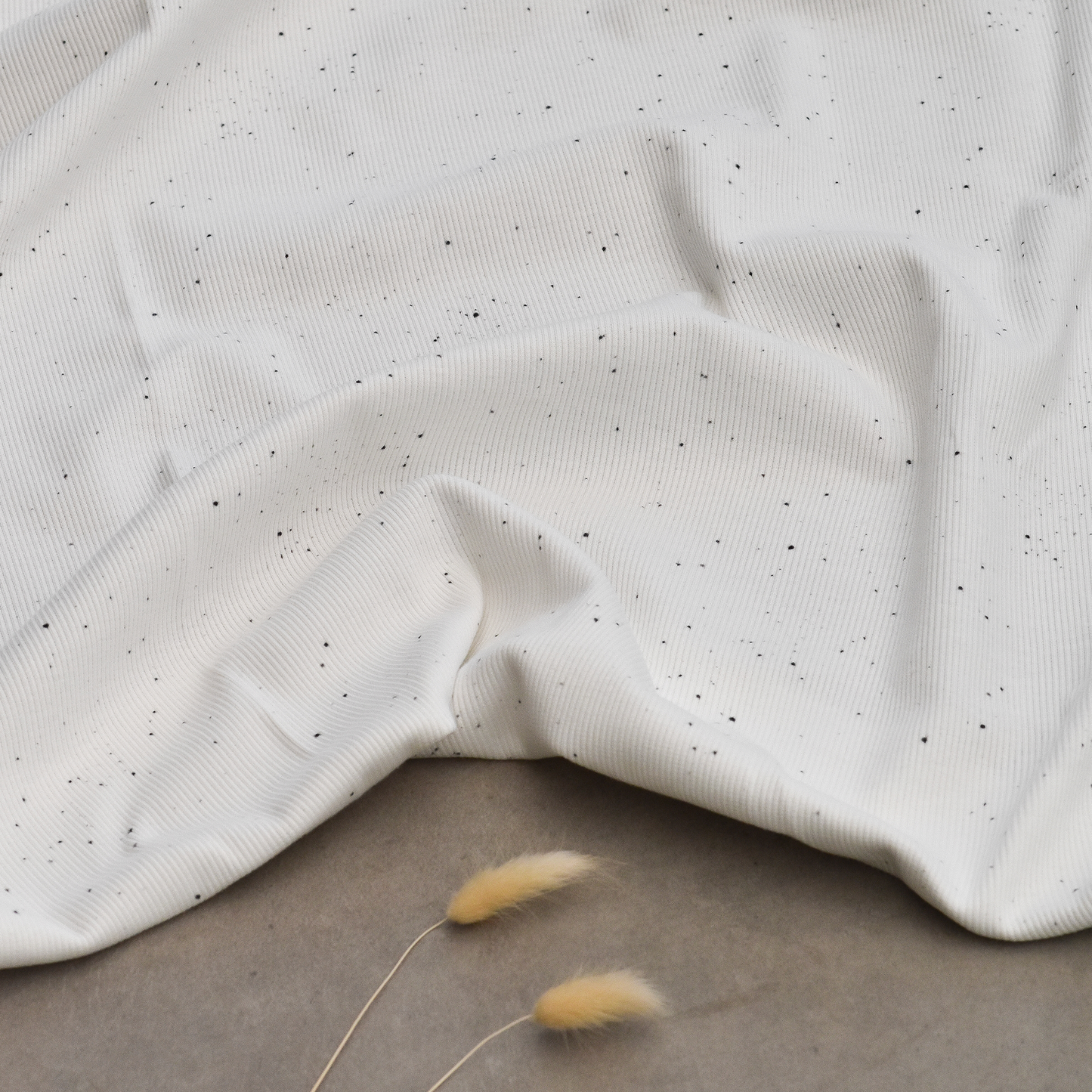 Bio Heavy Ribjersey | black and white Konfetti