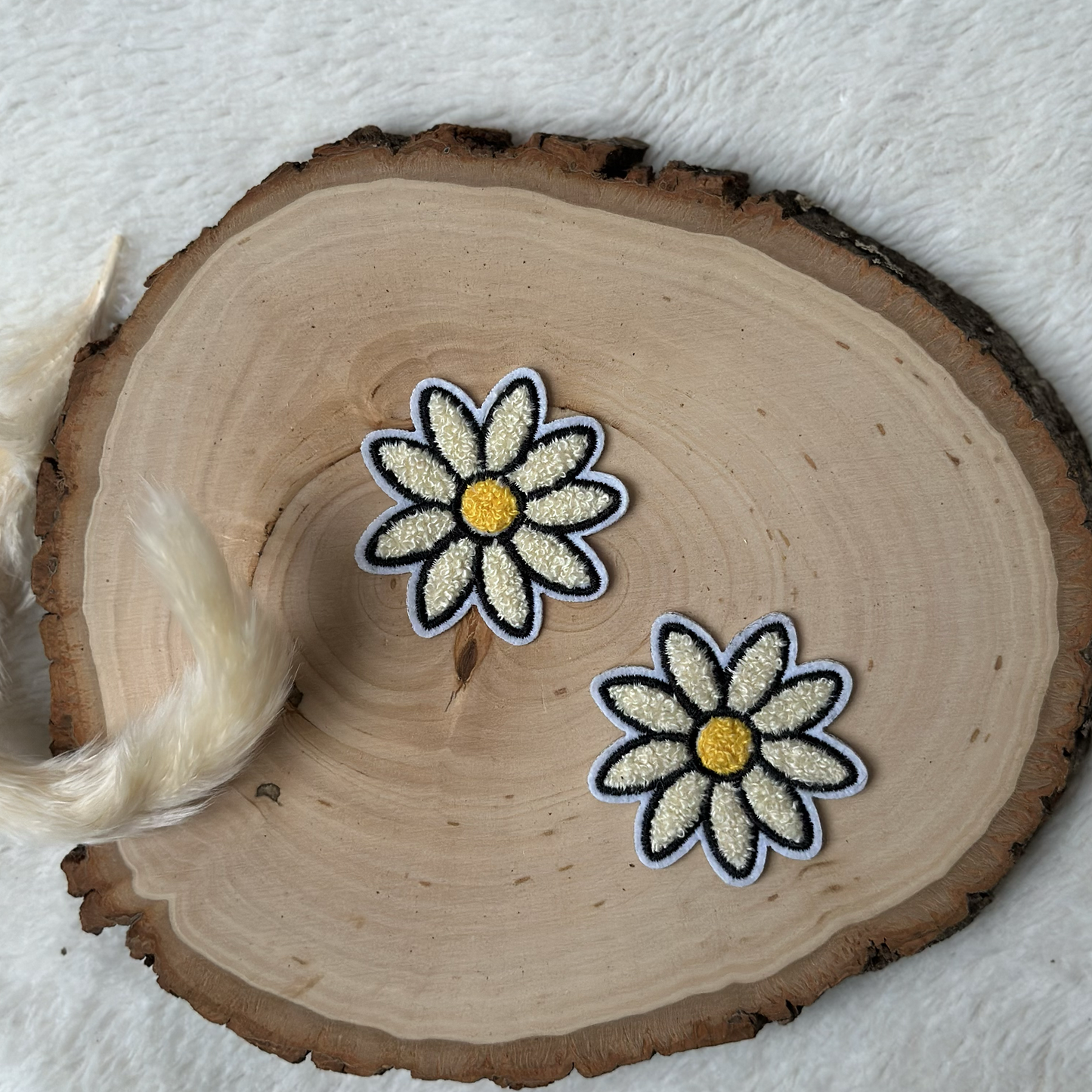 Chenille Patch I Daisy Flower